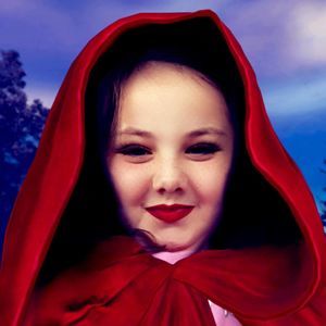 Meet your Posher, Ava